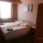 Oliver 게스트하우스 3*